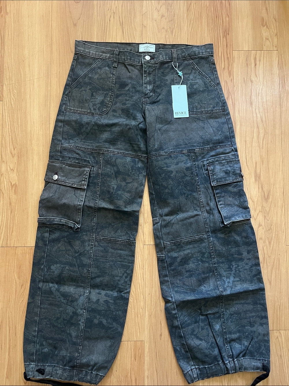 REVICE The amelia pant / Oakland Black Washed Cargo Pants with Utility Pockets